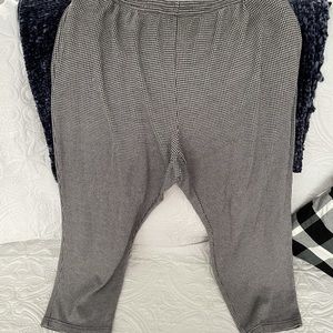Stretchy houndstooth pants